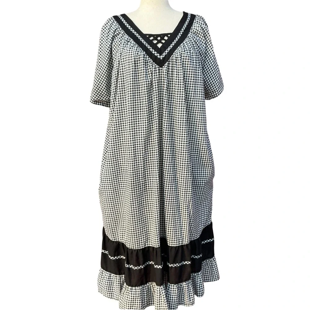 Vintage Womens Gingham Dress 3X Black White Lattice Prairie Southwestern Muumuu
